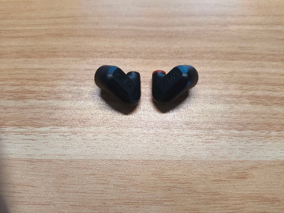 【美品】Sennheiser IE 200 有線イヤホン 4.4mmケーブル付