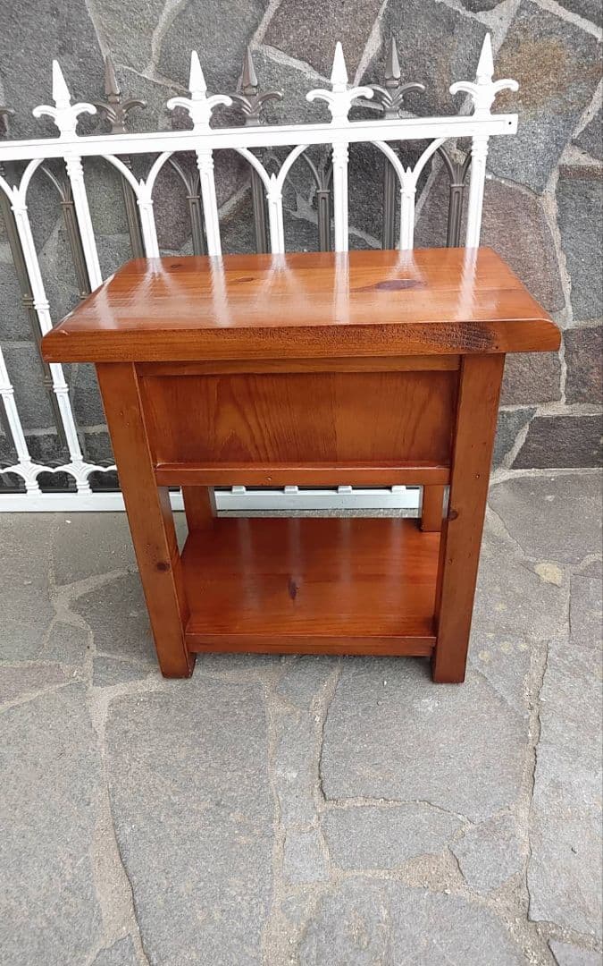 咲桜商品です。スペイン製　サイドチェスト