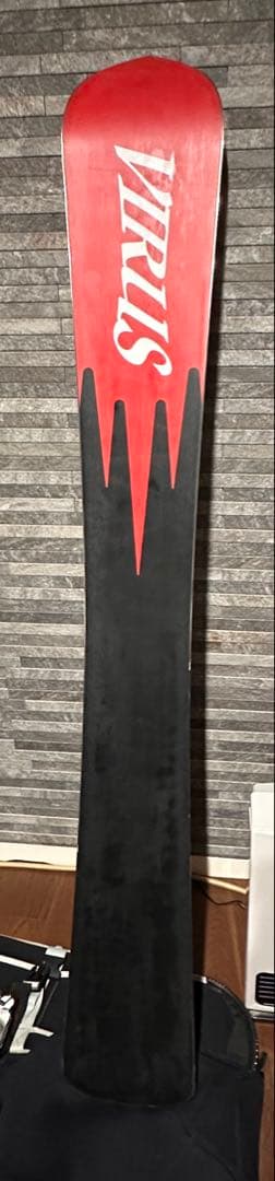 Virus Alien エイリアン ヴィルズ