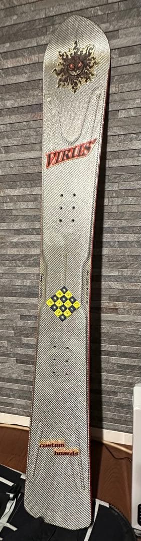 Virus Alien エイリアン ヴィルズ