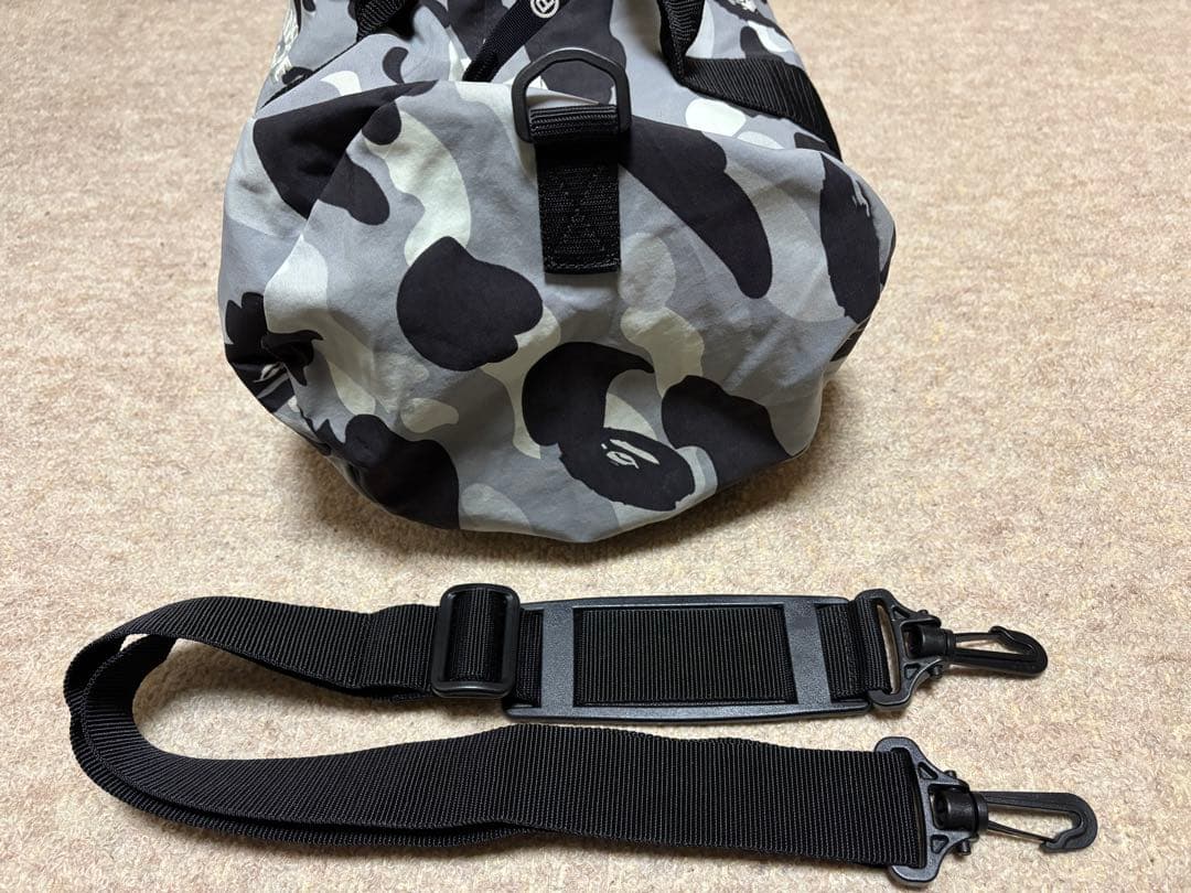 A BATHING APE SMALL PACK カモドラムバッグ　ショルダー