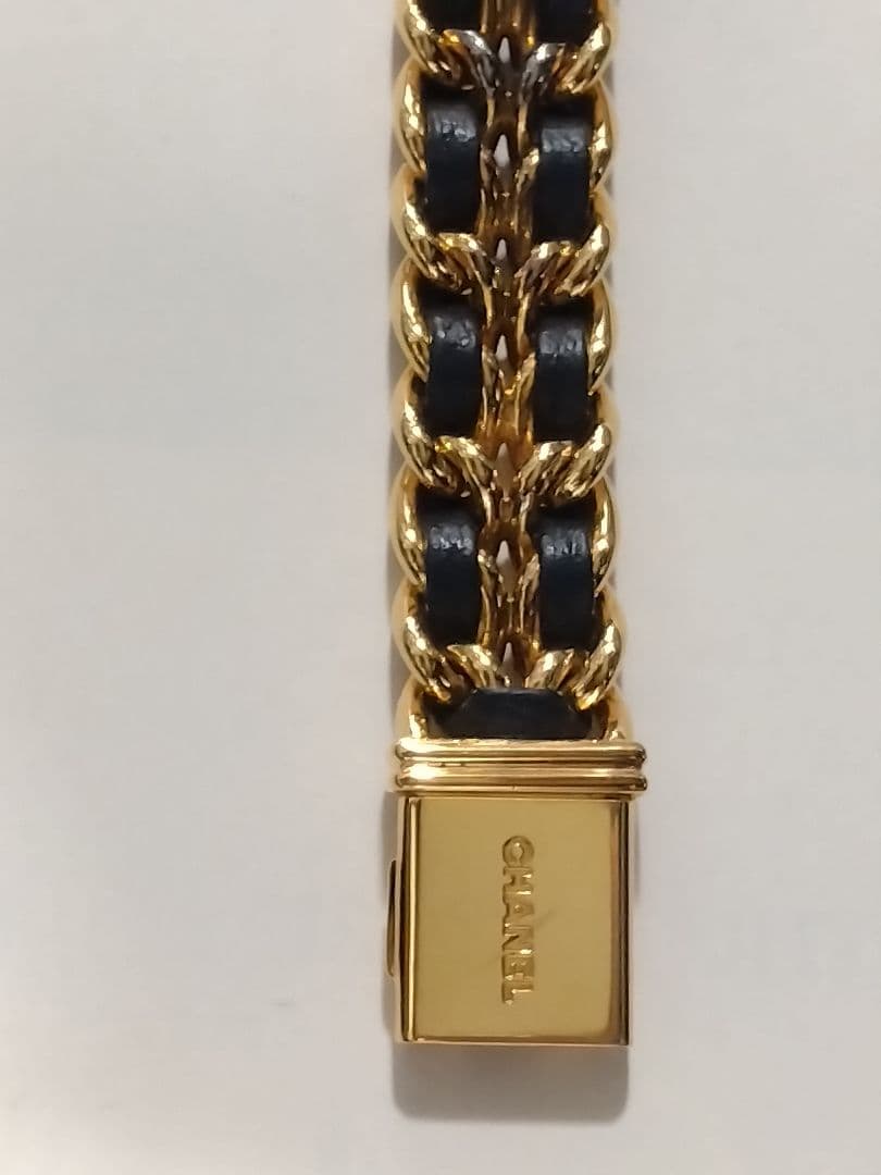 CHANEL クォーツ腕時計 ブラック/ゴールド　サイズM　プルミエール　保証書