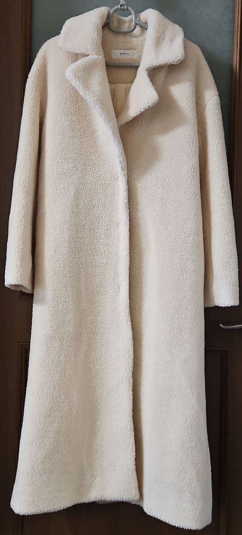 &LOTTA クリーム色 ボアロングコート