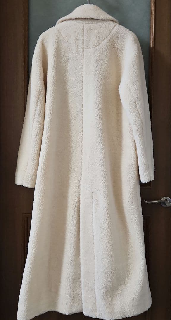 &LOTTA クリーム色 ボアロングコート