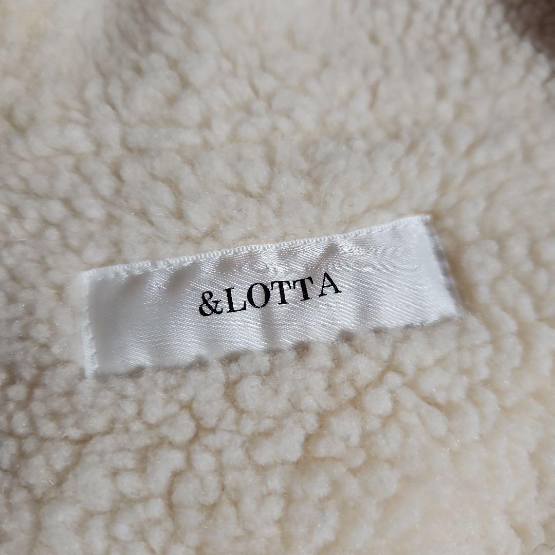 &LOTTA クリーム色 ボアロングコート