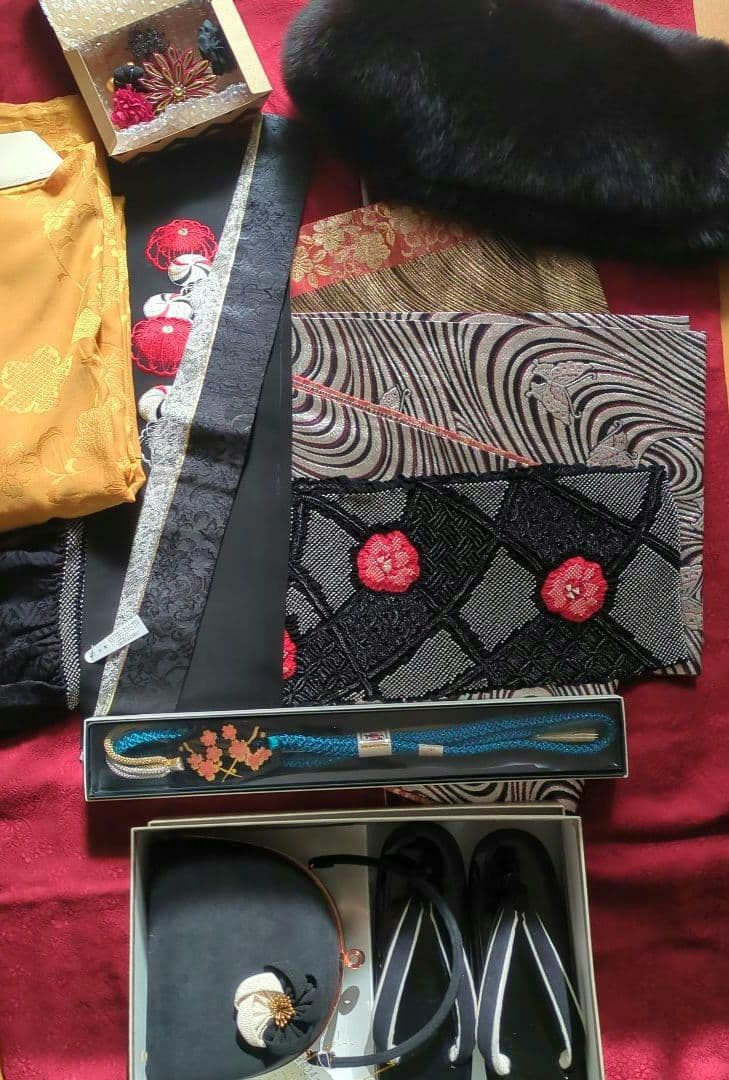 ♦翌日発送♦ 振袖 完全 フルセット 成人式 無地 正絹 赤