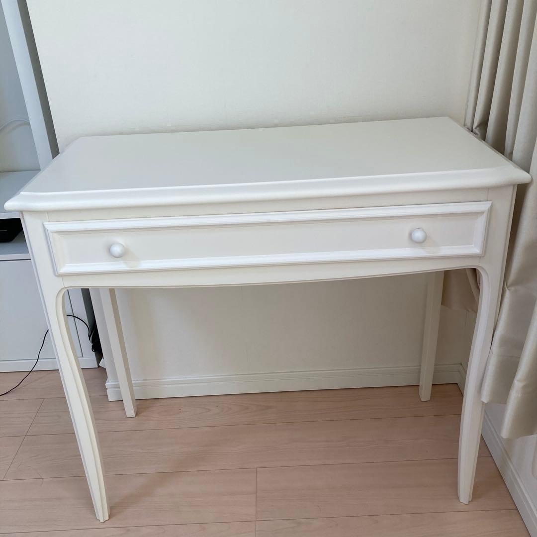 フランフラン　エルガ　ドレッサー