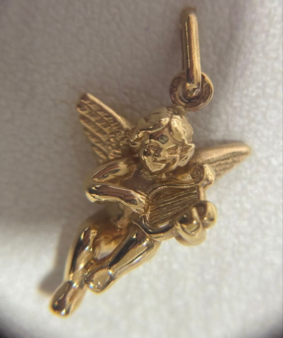 ☻*様 k18 の天使のペンダントトップ　エンジェル　美品