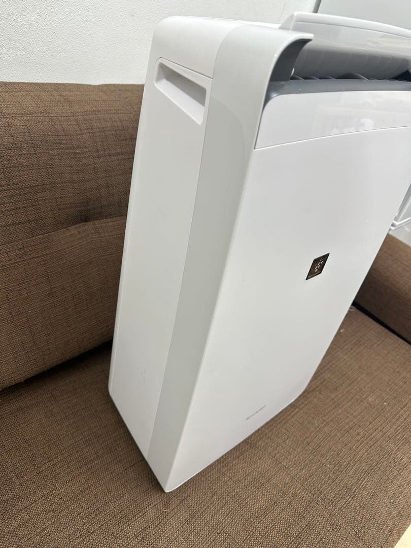 ⑥ SHARP 衣類乾燥除湿機 CV-N120-W 2022年製