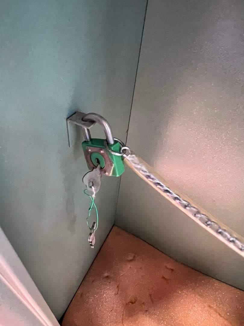 Nissan Miroku ロック付き収納ボックス ガンロッカー