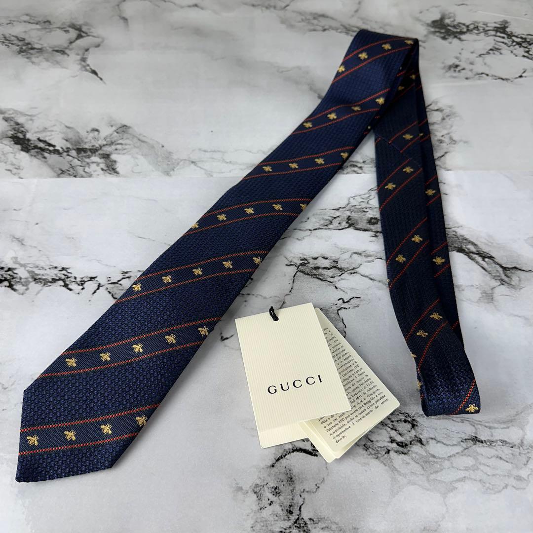 新品タグ付き✨GUCCI グッチ 高級ネクタイ ビー ストライプ 7cm 現行
