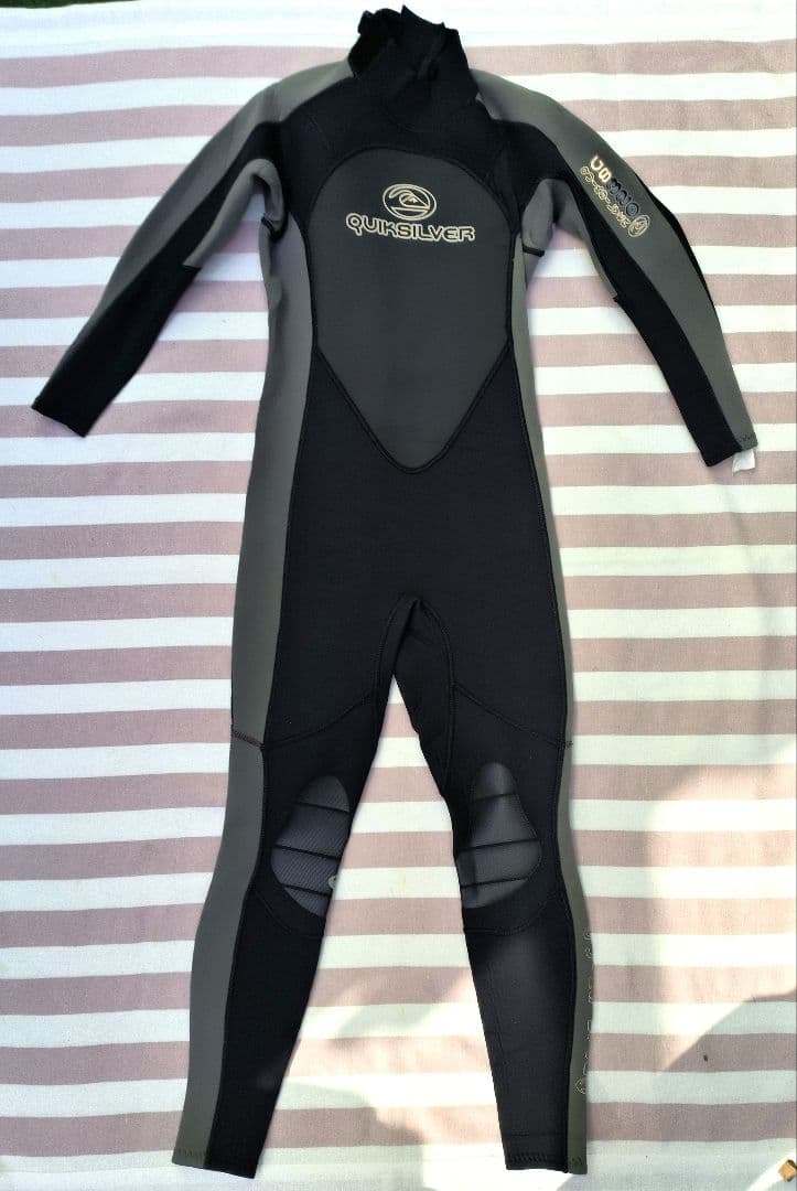 クイックシルバー　XS　ウェットスーツ