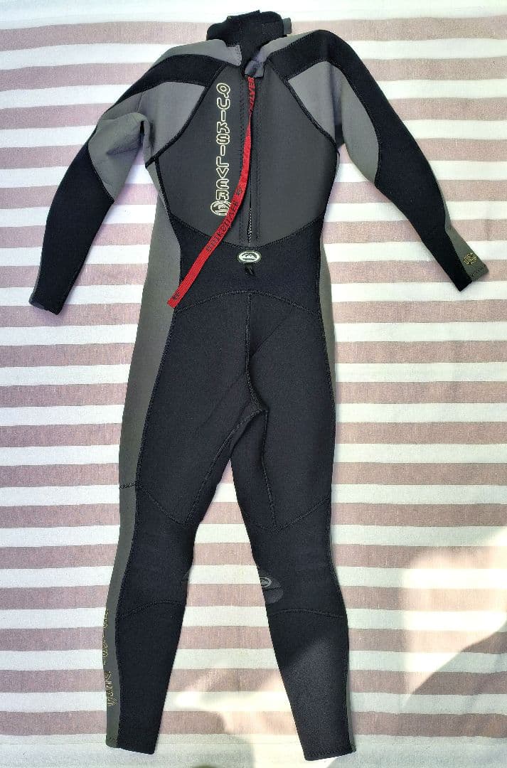 クイックシルバー　XS　ウェットスーツ