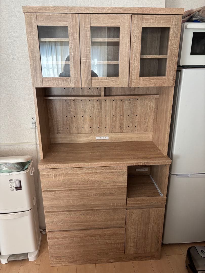 LOWYA スリムキッチン収納　食器棚　レンジ台収納棚ラック　1年使用