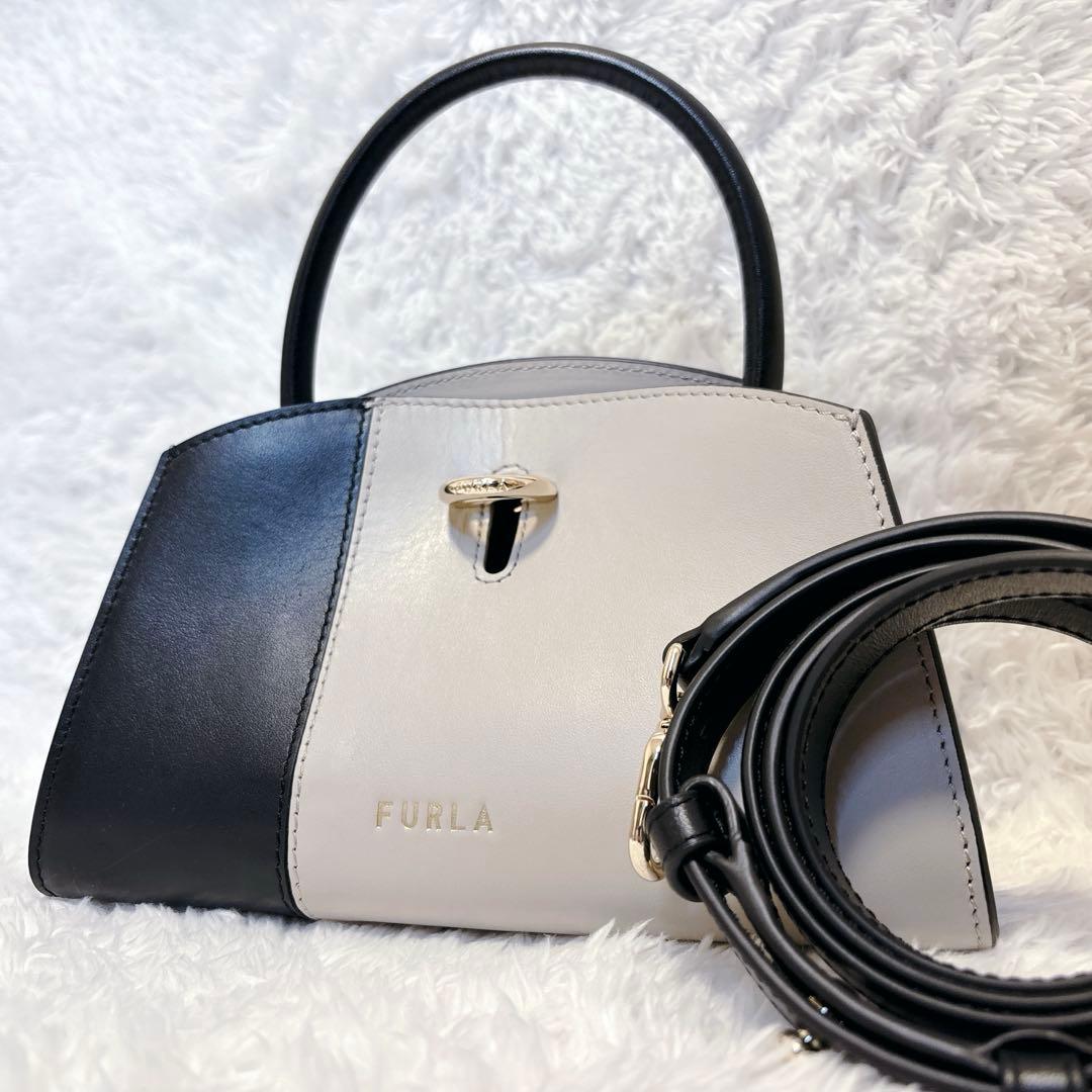 ✨美品✨ FURLA フルラ ジェネシ ミニ 2way ショルダーバッグ 本革