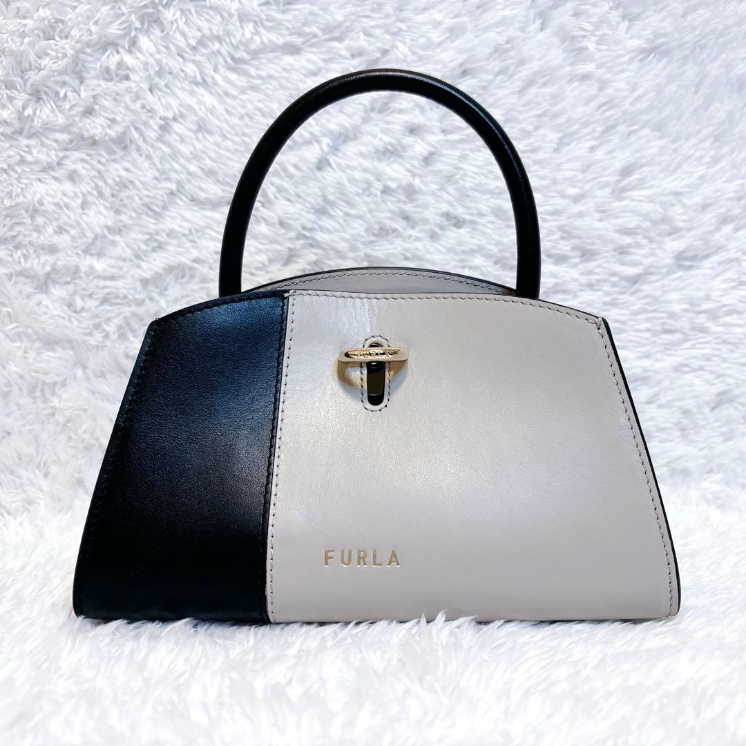 ✨美品✨ FURLA フルラ ジェネシ ミニ 2way ショルダーバッグ 本革