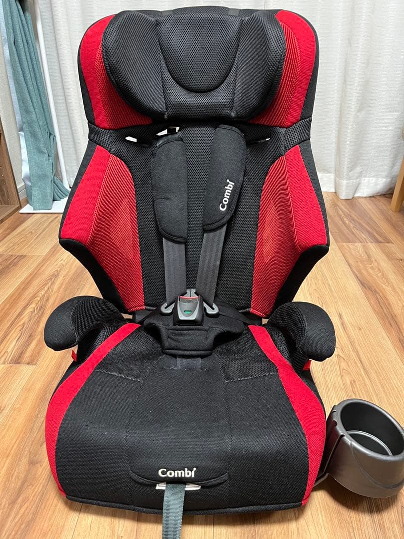 コンビ　ジュニアシート　ジョイトリップ　エアスルーCG レッド