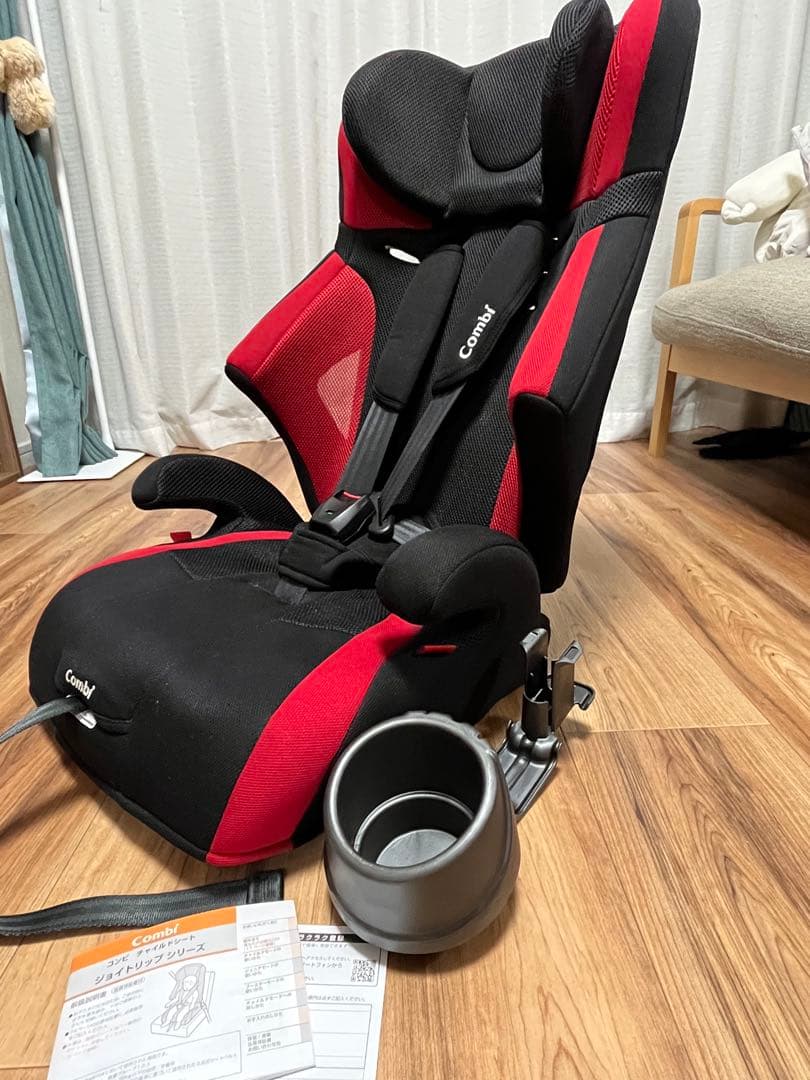 コンビ　ジュニアシート　ジョイトリップ　エアスルーCG レッド