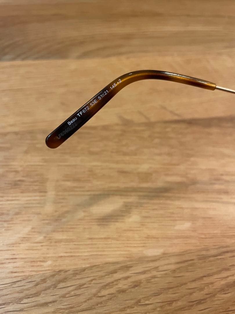 TOMFORD サングラス　tf672 53E 美品