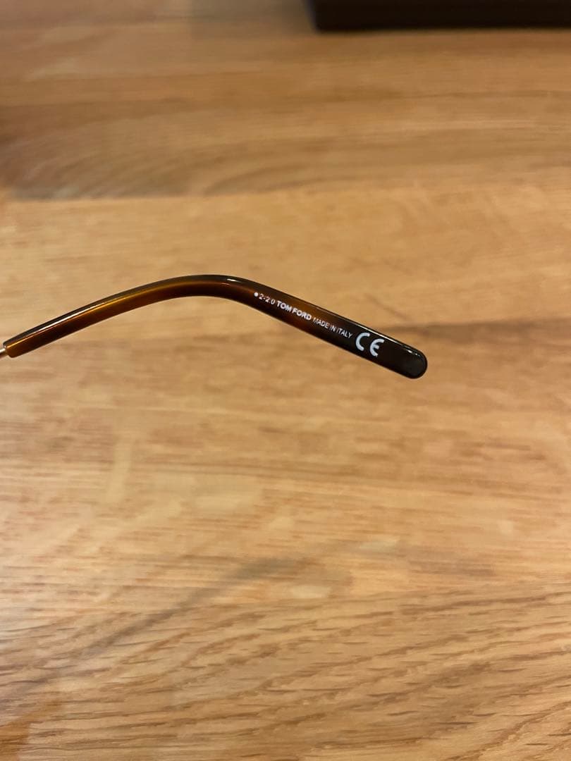 TOMFORD サングラス　tf672 53E 美品