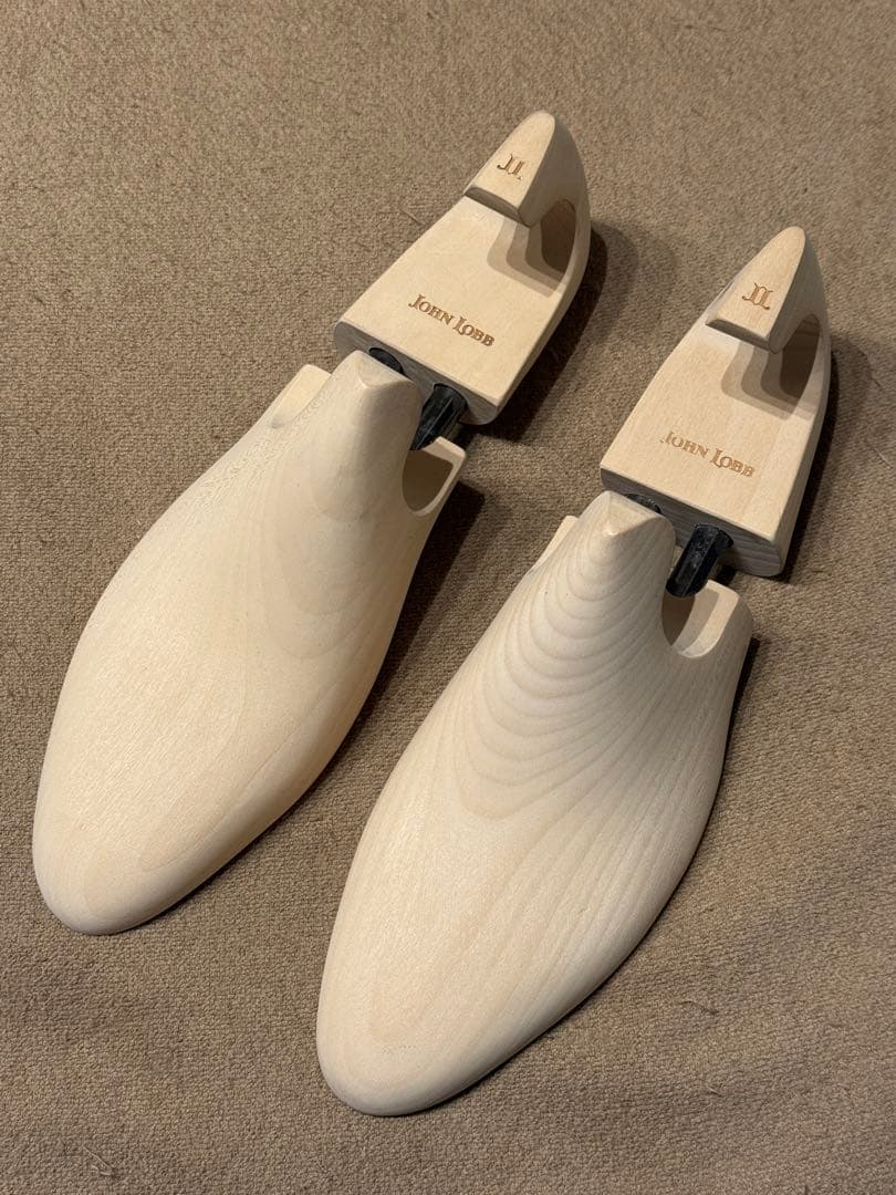 ジョンロブ　シューツリー　７E