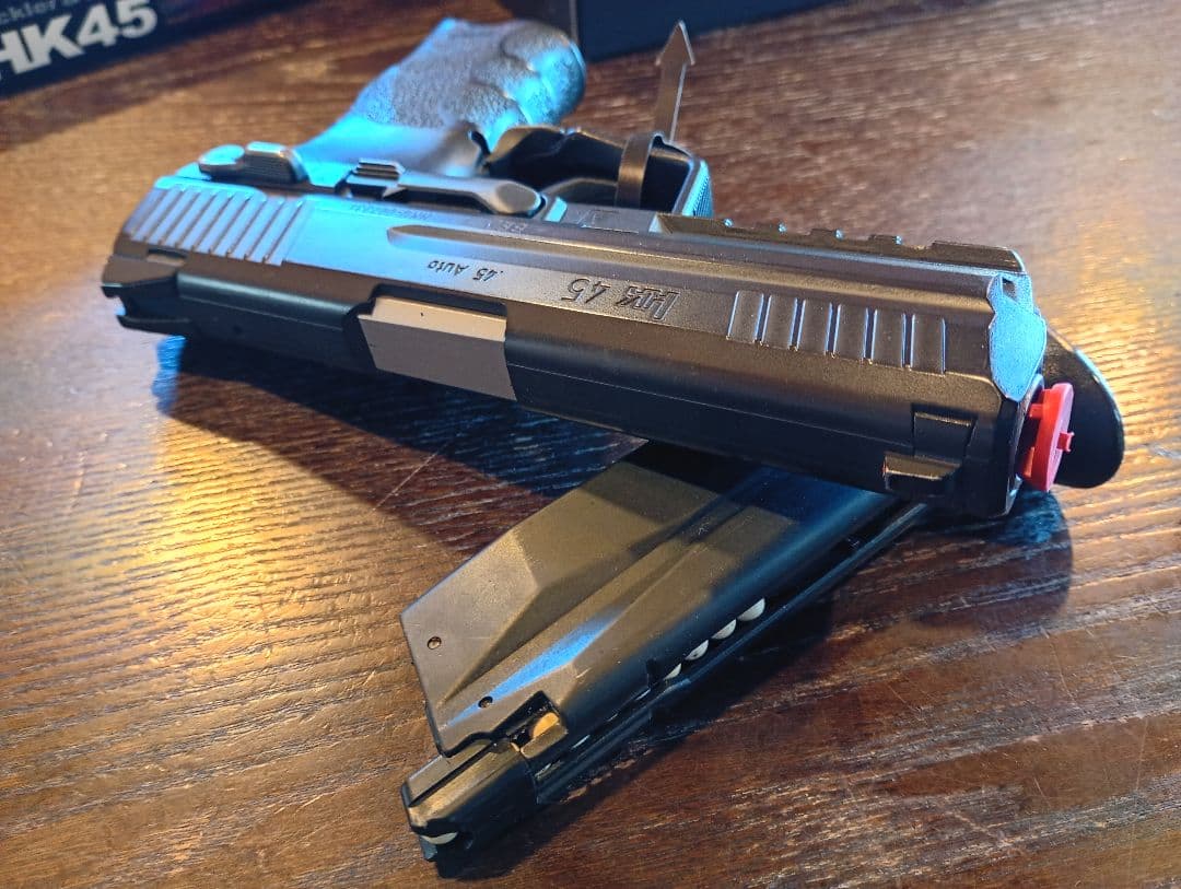 HK45 ガスガン ブラック 付属マガジン付き