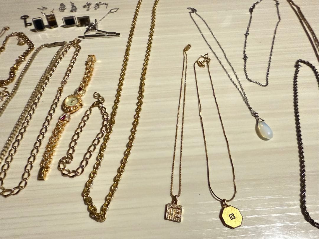 アクセサリー まとめ売り ネックレス ブレスレット ピアスなど