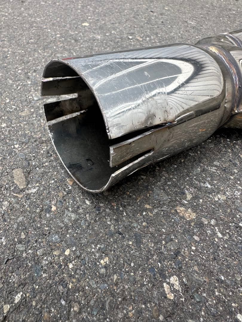 あ*あ様 30セルシオ 中間 マフラー