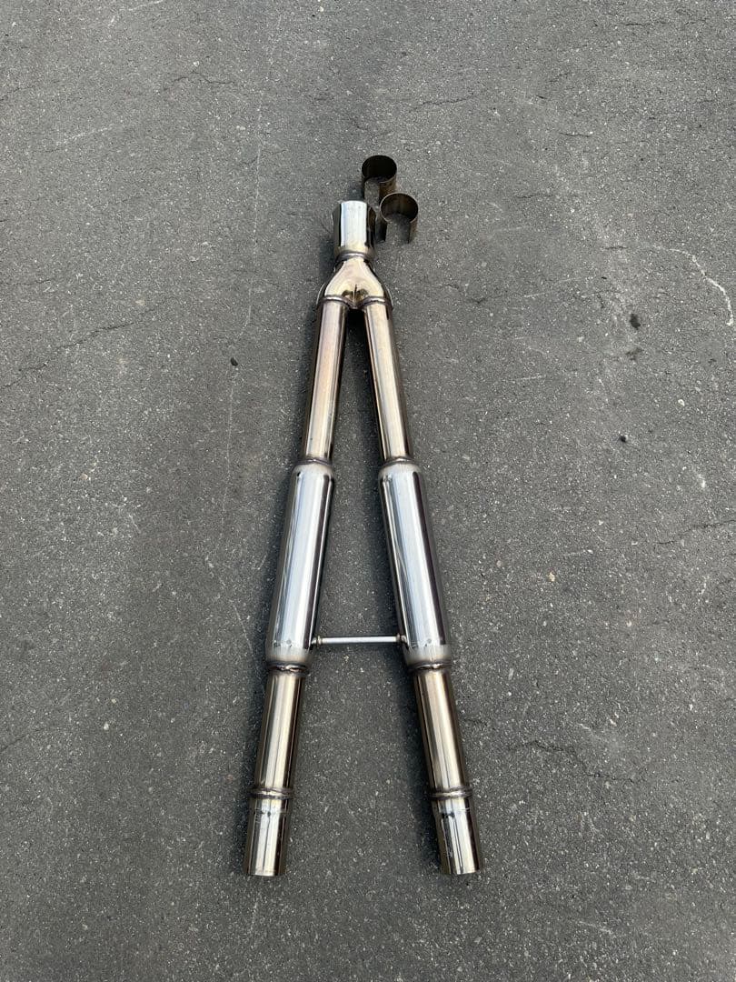 あ*あ様 30セルシオ 中間 マフラー