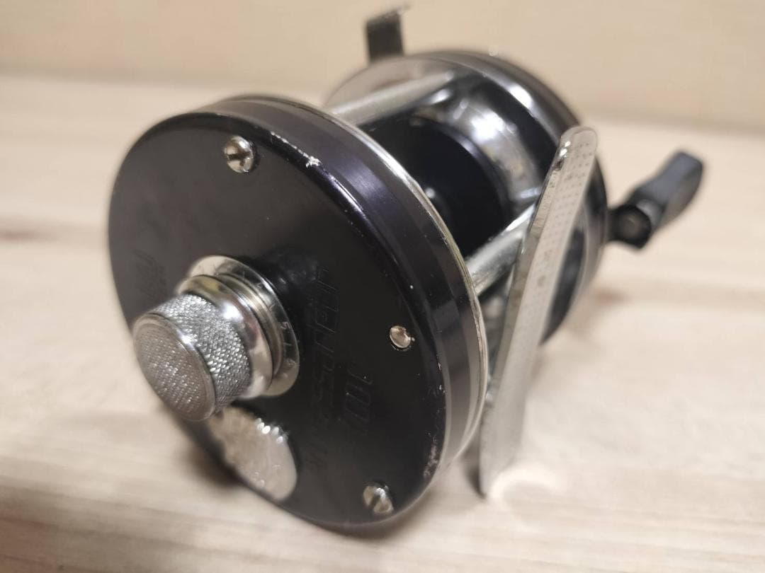 ★アブガルシア　アンバサダー5000C　ビンテージ　リール ブラック