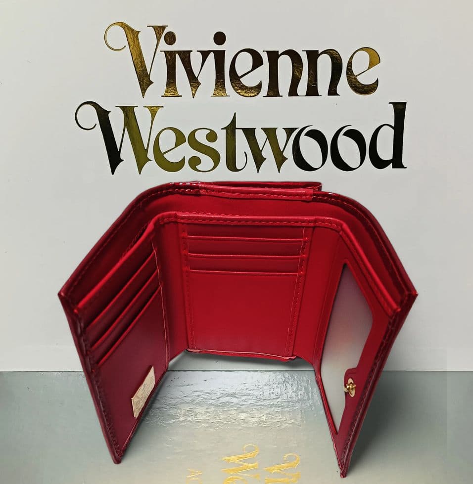 【新品】Vivienne Westwood 3つ折り財布 エナメル 赤 正規品