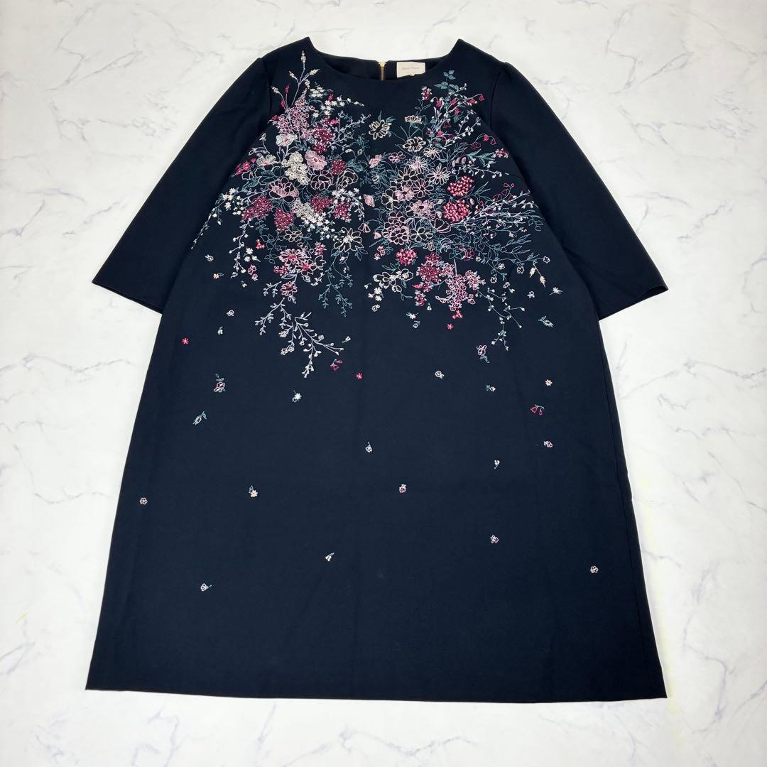 ローズティアラ　フラワー刺繍ワンピース　花柄　ネイビー　大きいサイズ 46
