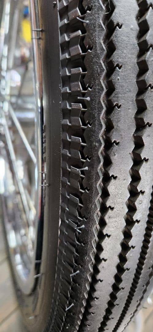 ハーレー　２１インチホイール　　　　ショベル（バリ山タイヤ付き)