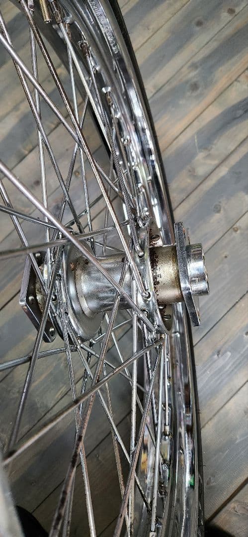 ハーレー　２１インチホイール　　　　ショベル（バリ山タイヤ付き)