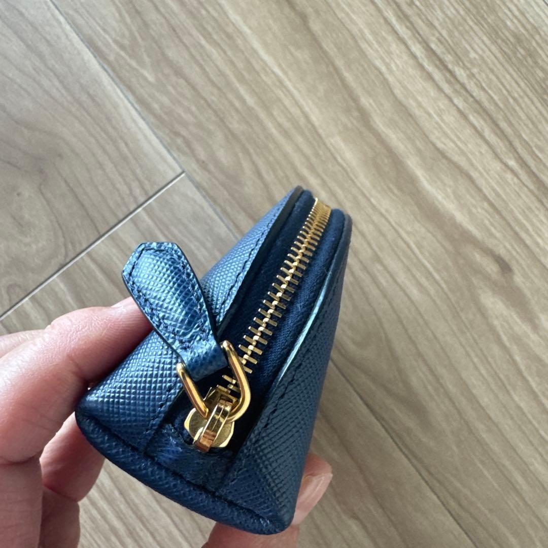 PRADA サフィアーノレザー ケース
