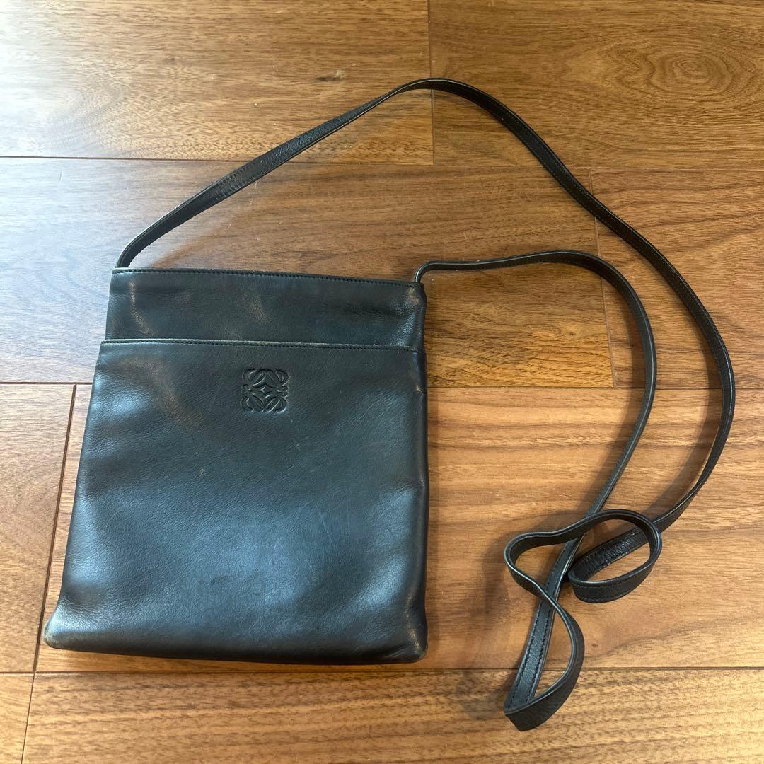 人気 LOEWE ロエべ アナグラム ロゴ レザー ショルダーバッグ ブラック