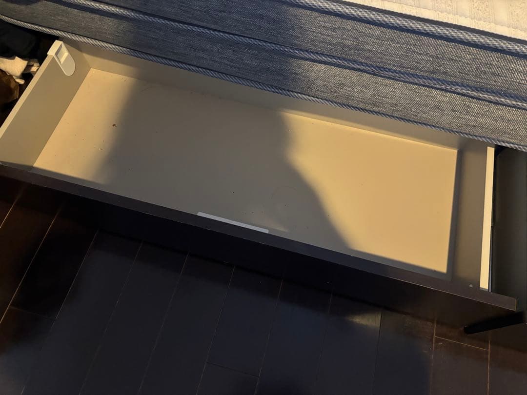 ニトリ　セミダブルのベッド