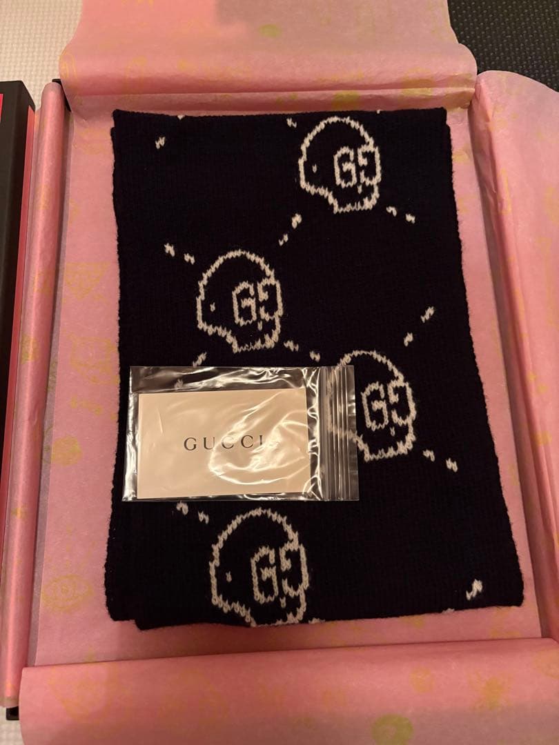 GUCCI グッチ 限定品 マフラー GG ゴースト　専用箱付