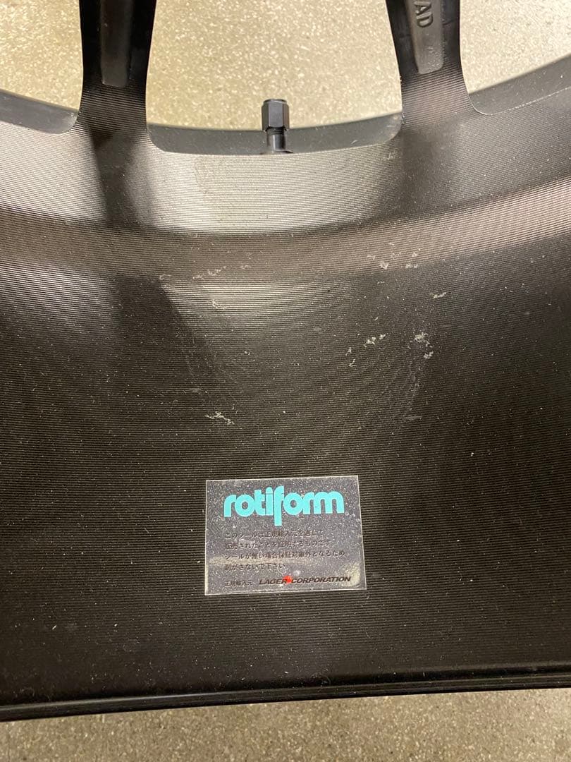 rotiform(ロティフォーム) DTM 19インチ 4本セット