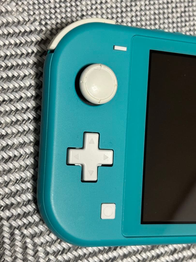 R*i様 Nintendo Switch Lite ターコイズブルー 本体　中古