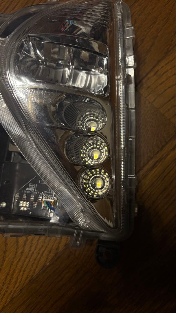 プリウス50前期純正フォグライト