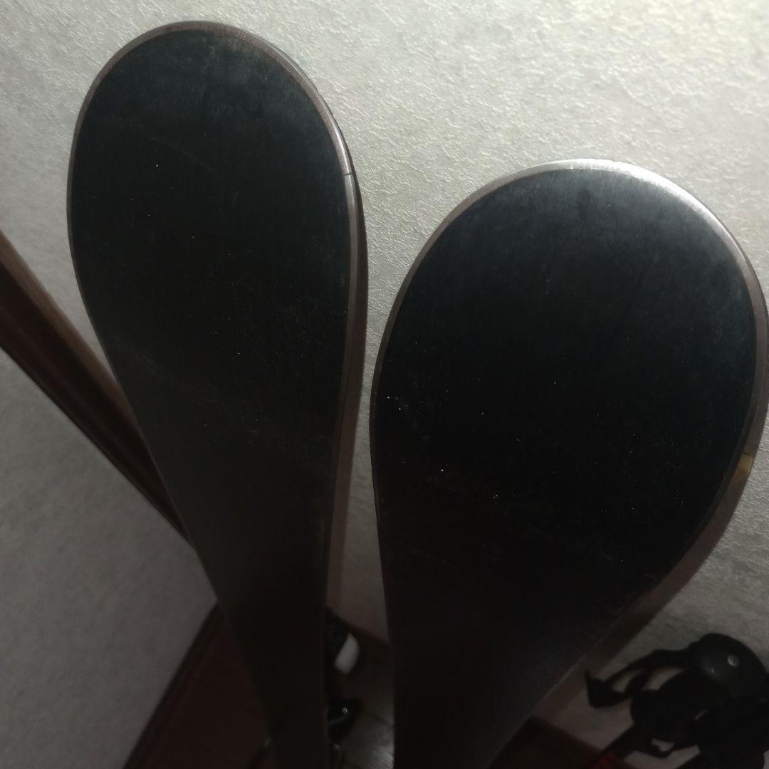 中古ジュニアスキーセット　ELAN PINBALL 130cm ポール付