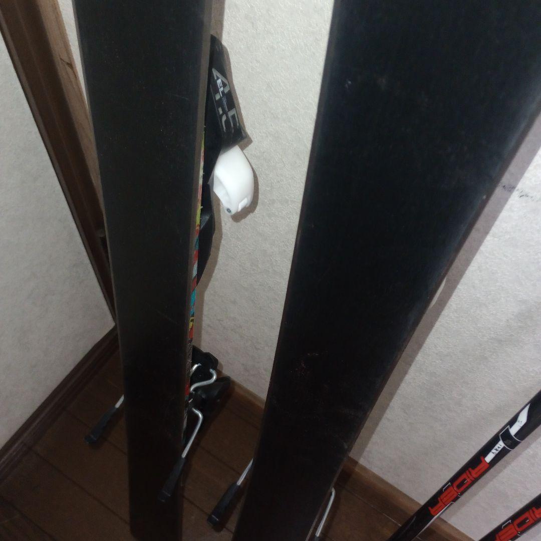 中古ジュニアスキーセット　ELAN PINBALL 130cm ポール付