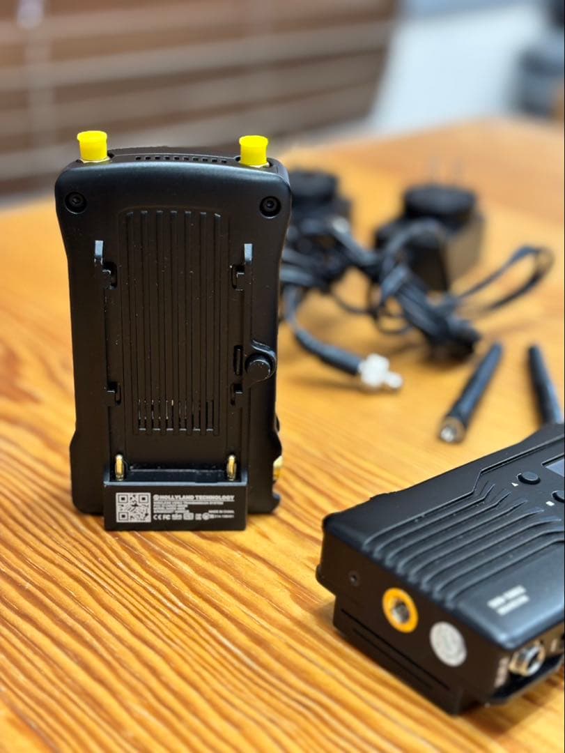 HOLLYLAND MARS 400S ワイヤレスビデオトランスミッター