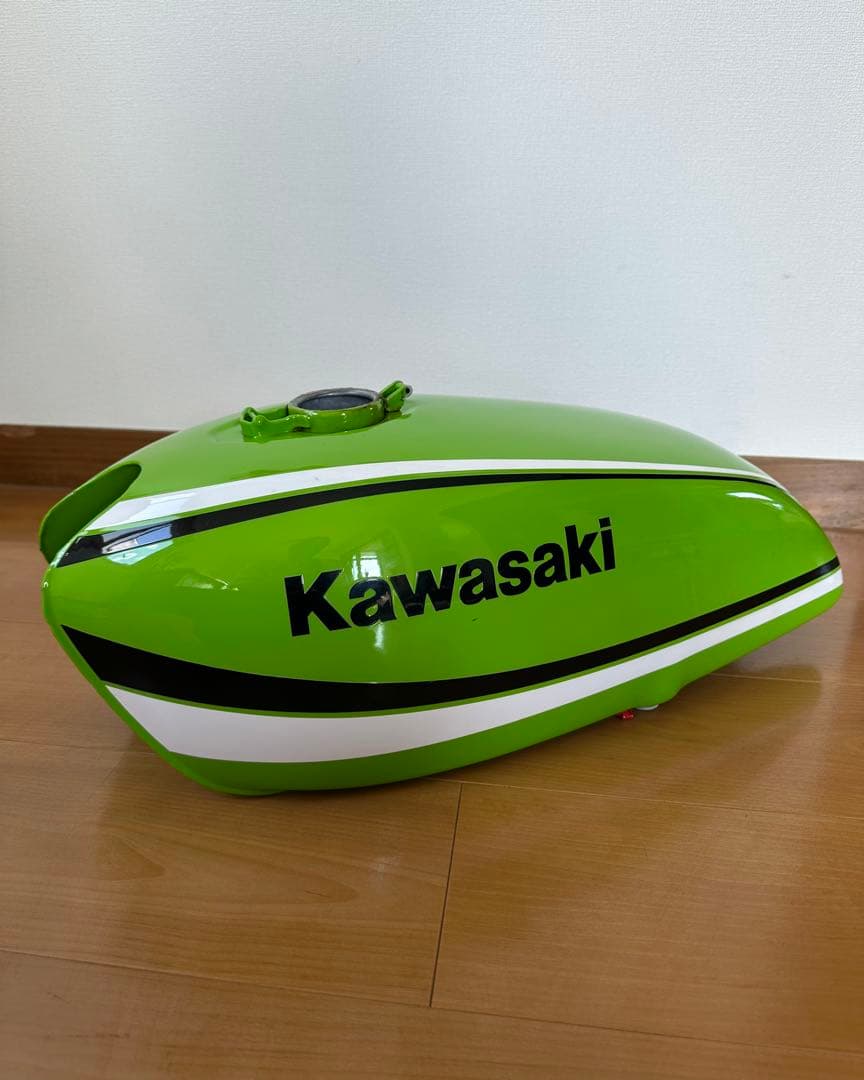 KH400 KH250 400SS 外装 タンク テール