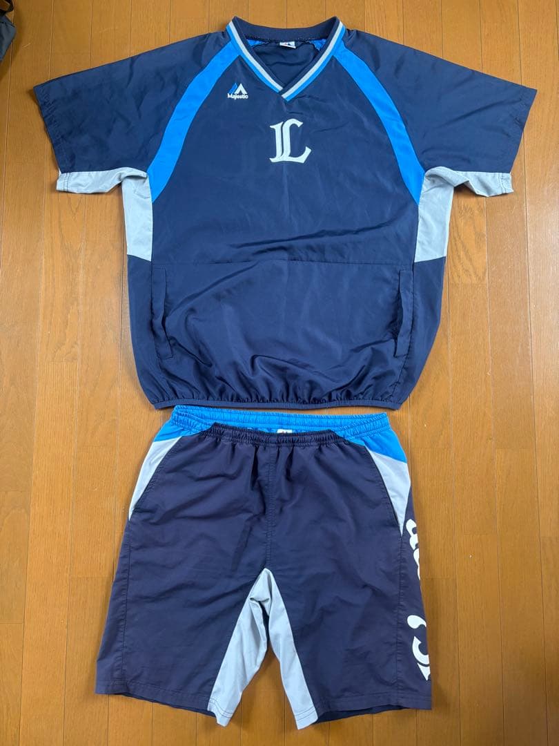 西武ライオンズ　半袖シャツ　ハーフパンツ　上下セット　Lサイズ