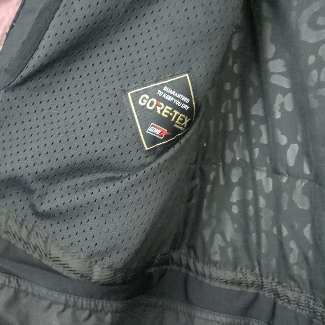 VOLCOM　GORE-TEX Sサイズ　スノーボードウェア