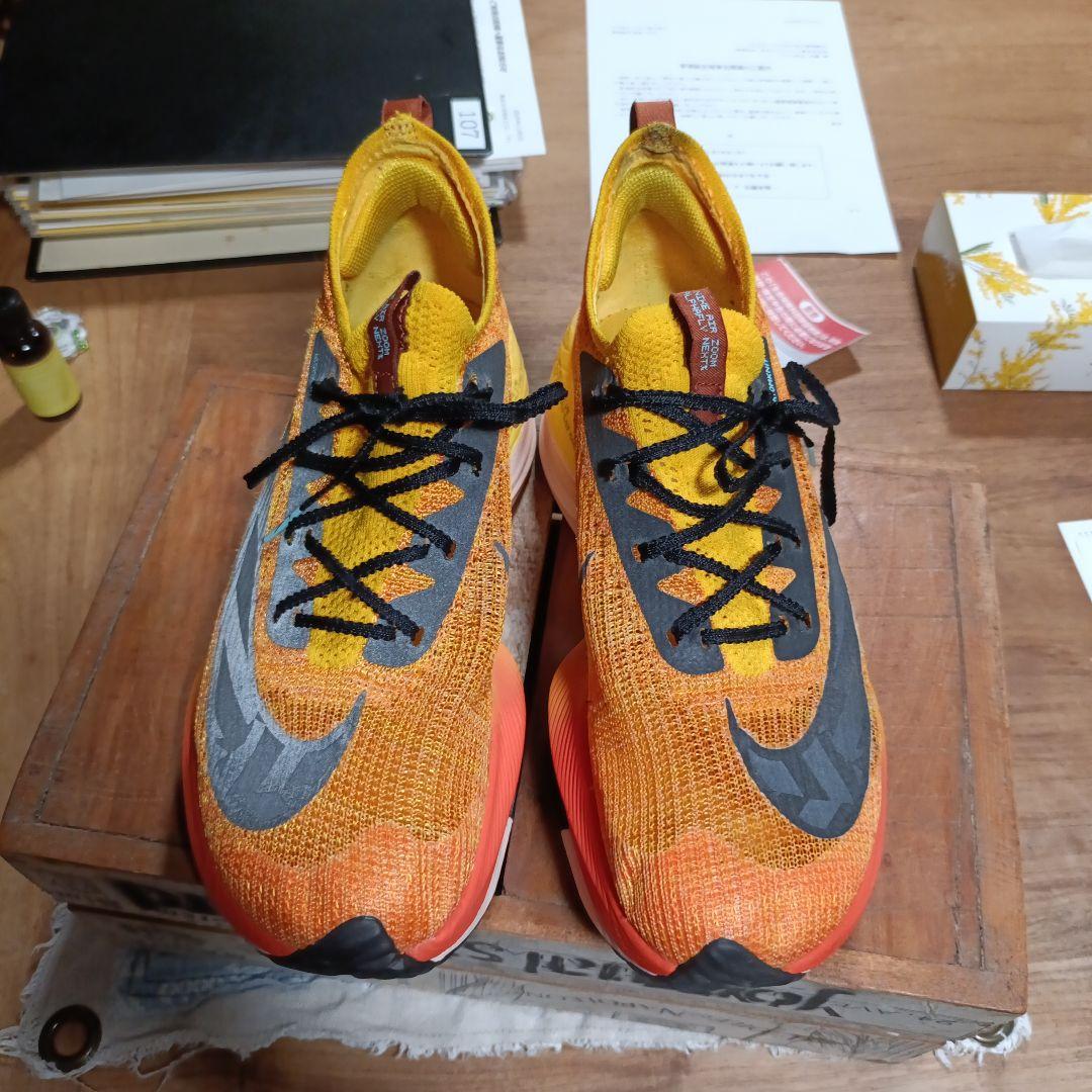 ナイキNIKE アルファフライネクスト% 27.5cmオレンジ×黒