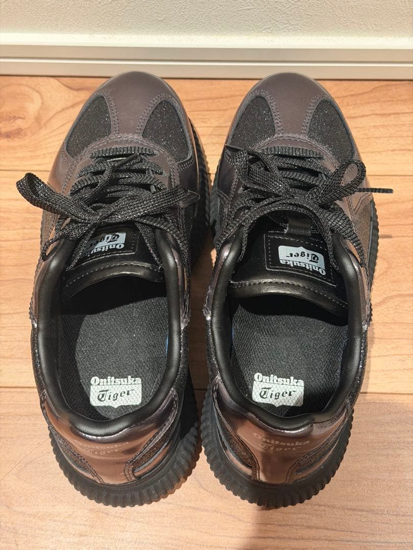 J*様 オニツカタイガー　DELECITY 23cm BLACK