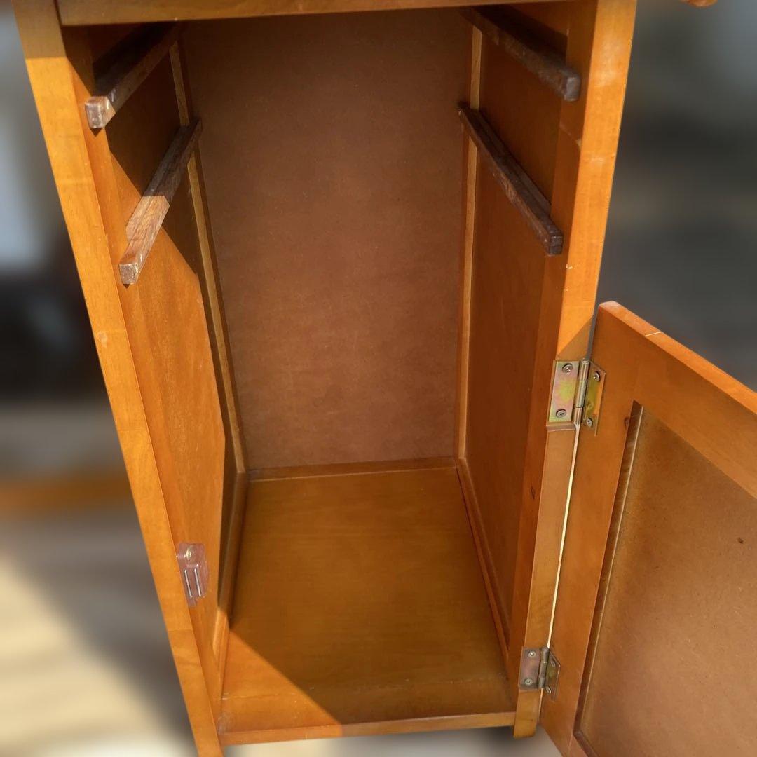 新たに傷入りました！CD 折りたたみデスク&チェア　収納付き　キャスター